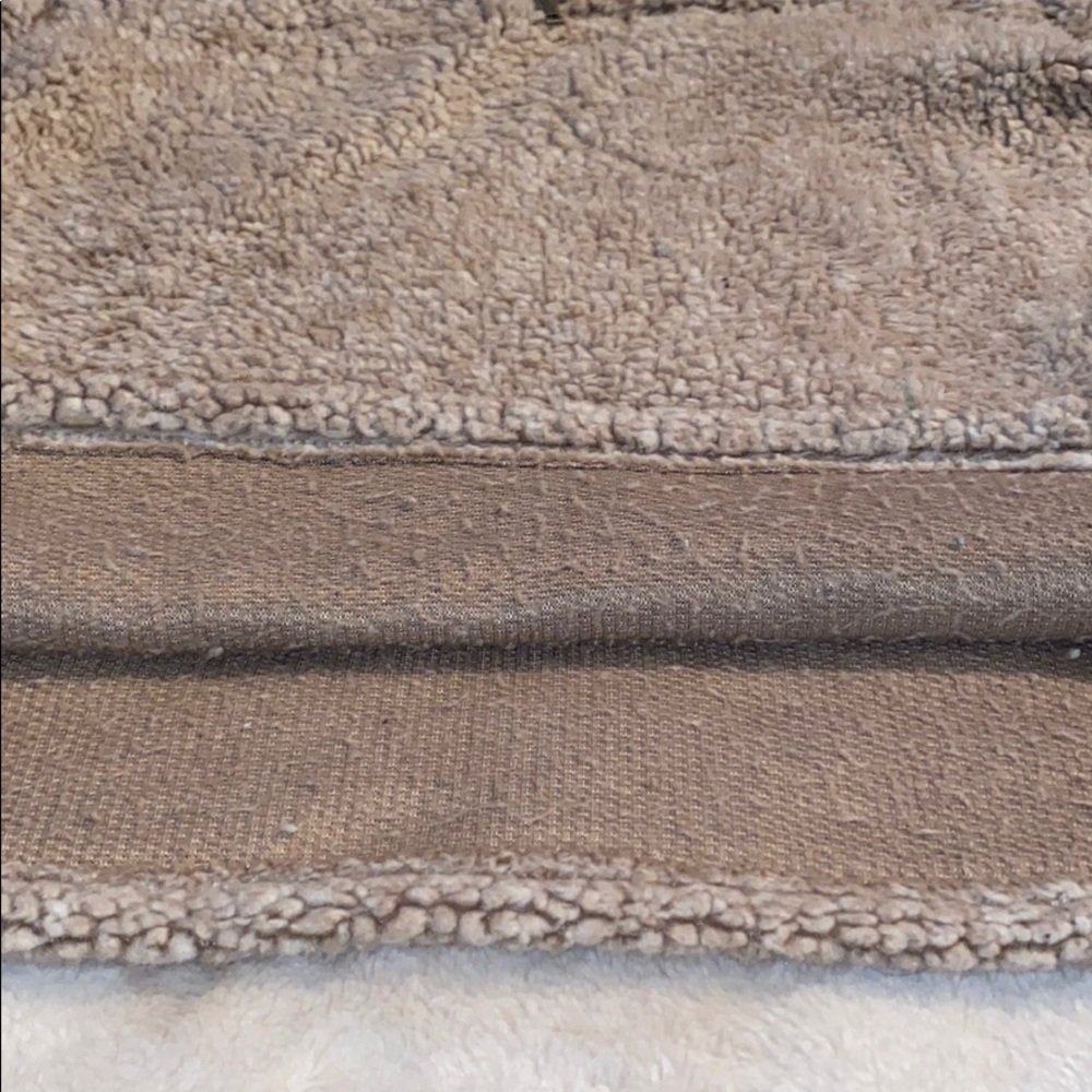 Sherpa Style Pullover - Picture 2 of 4